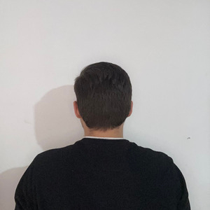atrás